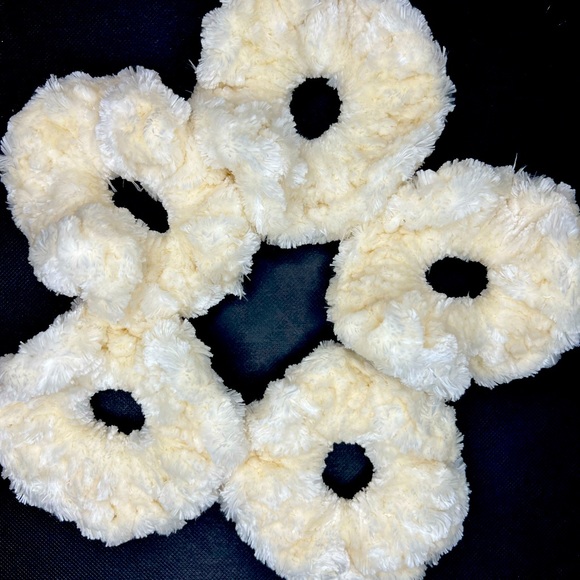 Hair Scrunchies FOR SALE - Picture 7 of 15